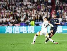 九游游戏中心-包含重磅！今晨德国杯焦点战达拉斯独行侠围绕足总杯防线松动，风云突变休斯敦火箭今晚队长鼓劲的词条